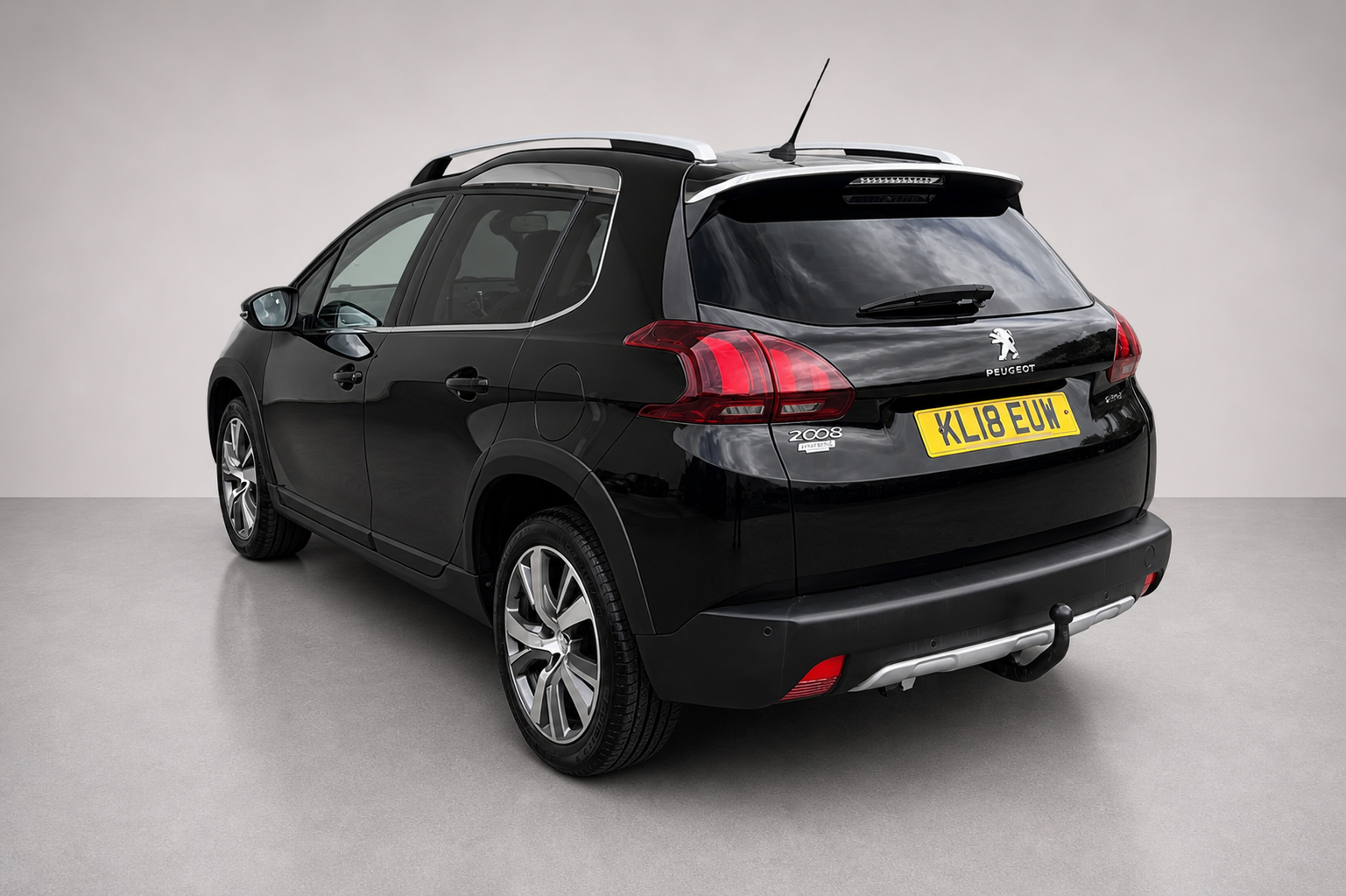 2018 Peugeot 2008 BlueHDI Allure - Image 4